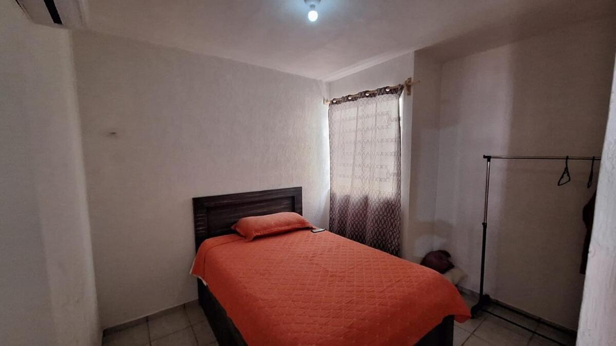 Basic In Aldea Apartment